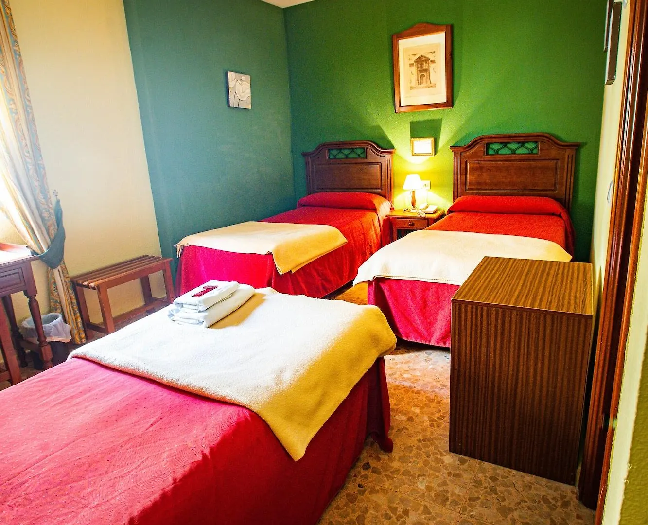 Hotel Arunda II Ронда 2*,